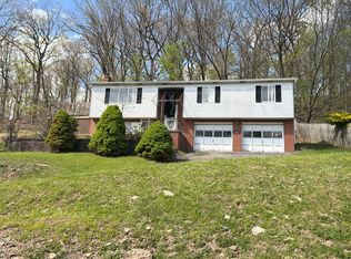 1460 Hunter Rd, Verona, PA 15147