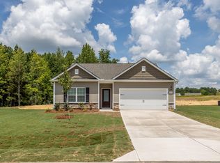389 Chedworth Dr, Angier, NC 27501