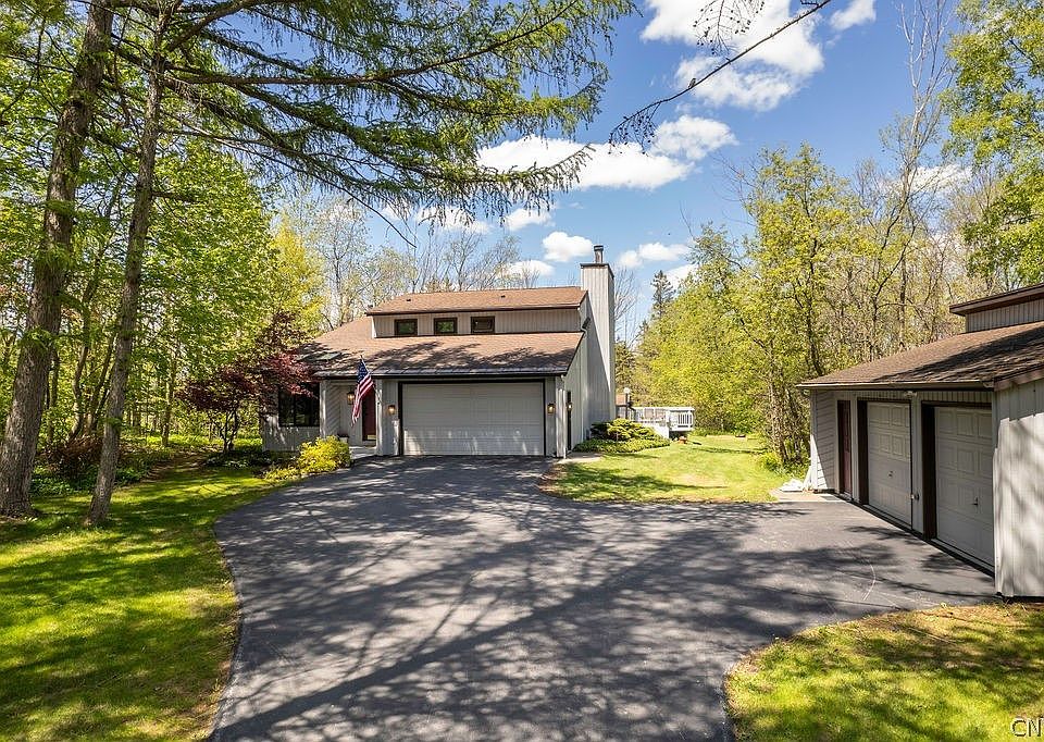 1st image of 1843 Runnymede Dr