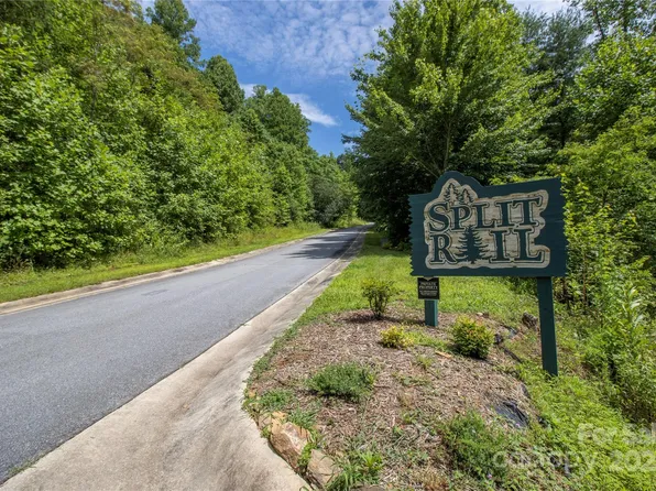 1 & 2 W Splitrail Dr, Hendersonville, NC 28792