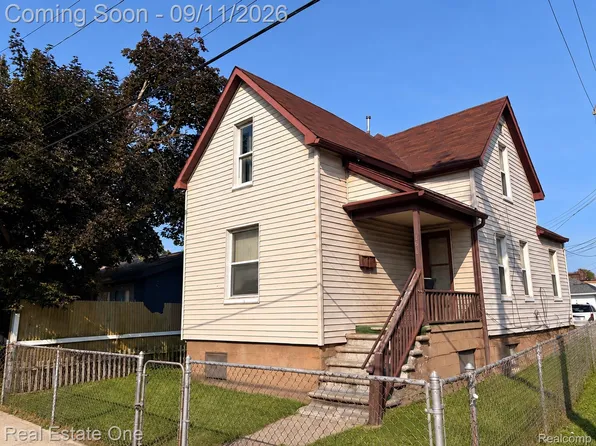 156 Burke St, River Rouge, MI 48218