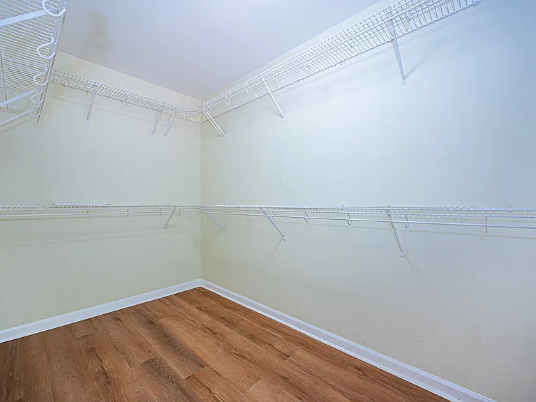 520 Arnold Rd — Photo 29