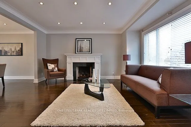 54 Brookview Dr — Photo 4