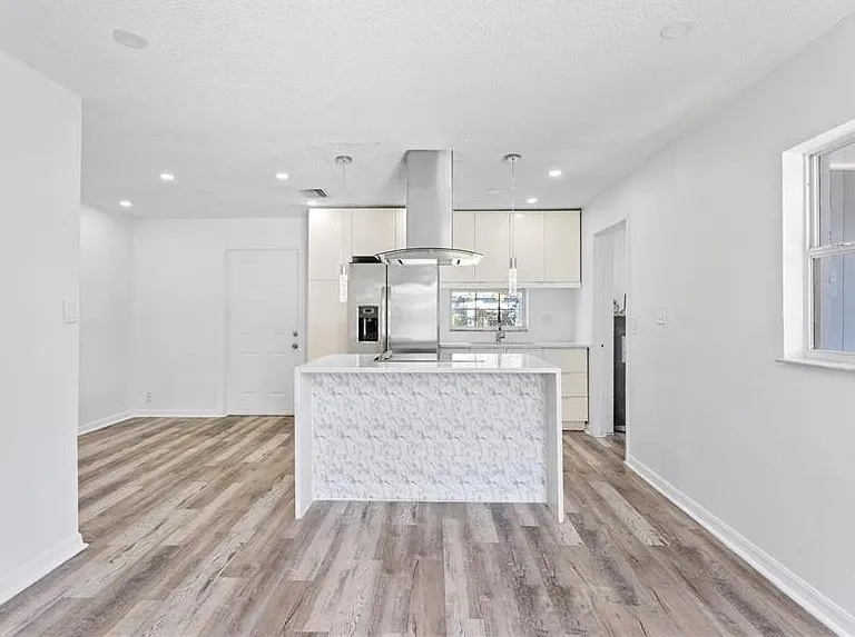 4447 Ivey Ct — Photo 6