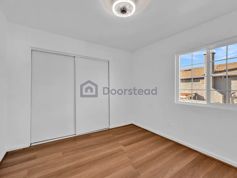 26150 Coronada Dr — Photo 22
