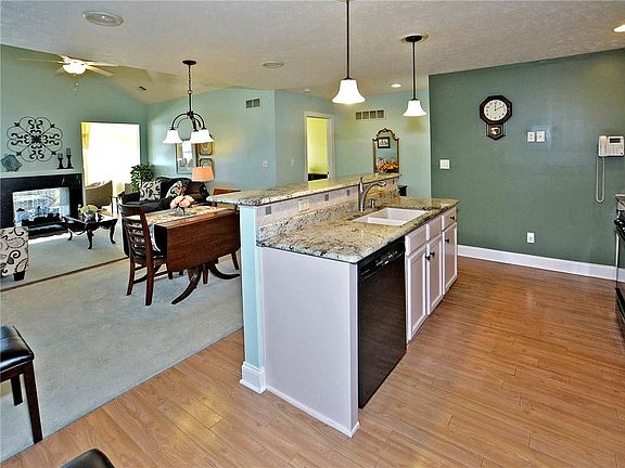 5th image of 2367 Wheatland Cir
