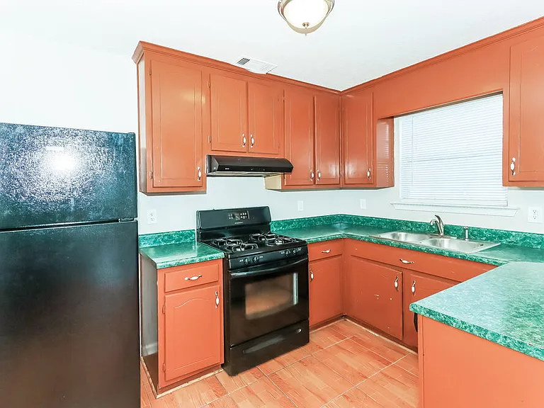 833 Rock Shoals Ct — Photo 11