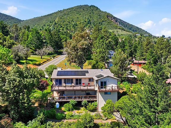 3rd image of 3590 Idlewood Drive