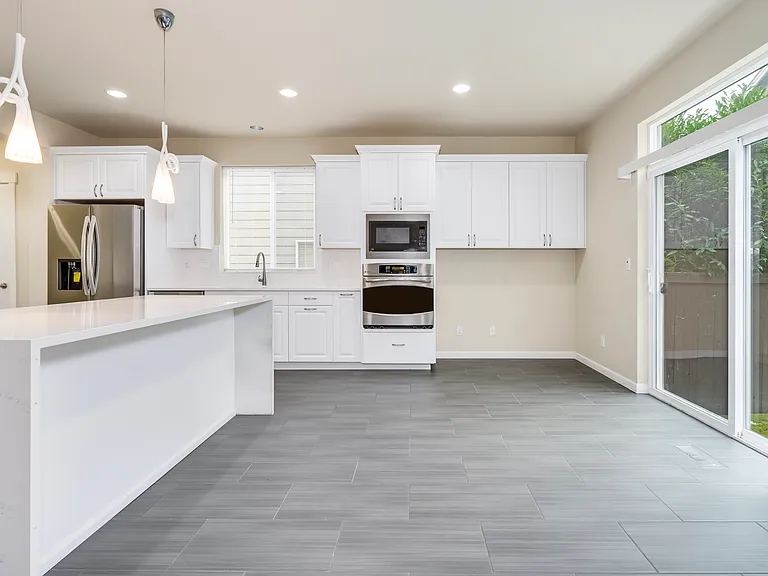 16209 SE 51st Pl — Photo 5
