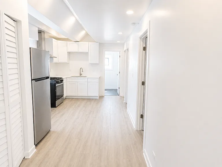 4519 W Thomas St #2 — Photo 4
