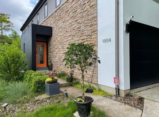 1004 E Illinois St, Lemont, IL 60439