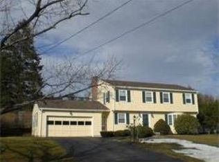 16 Dubiel Dr, Worcester, MA 01609