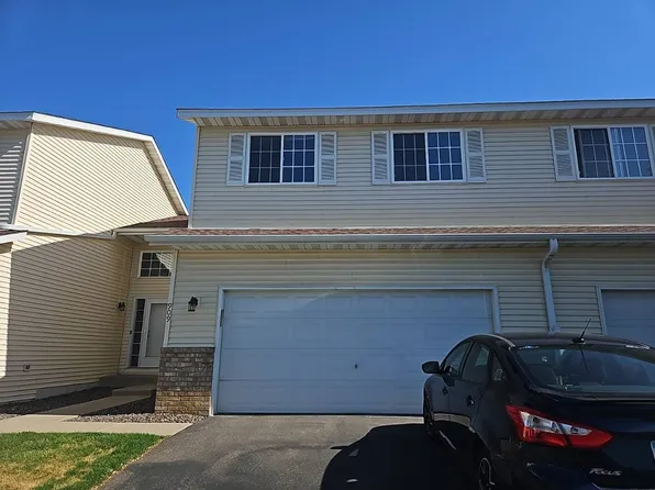 909 Pine St, Farmington, MN 55024
