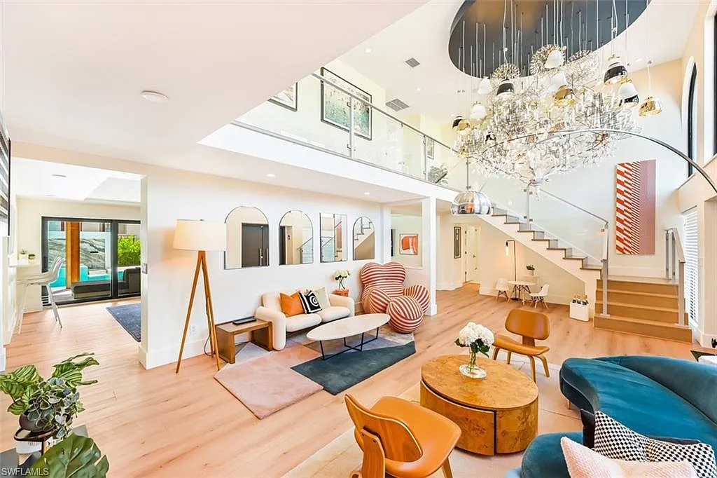 4 bed, 4.0 bath, 2667 sqft, $35,000 — Photo 3