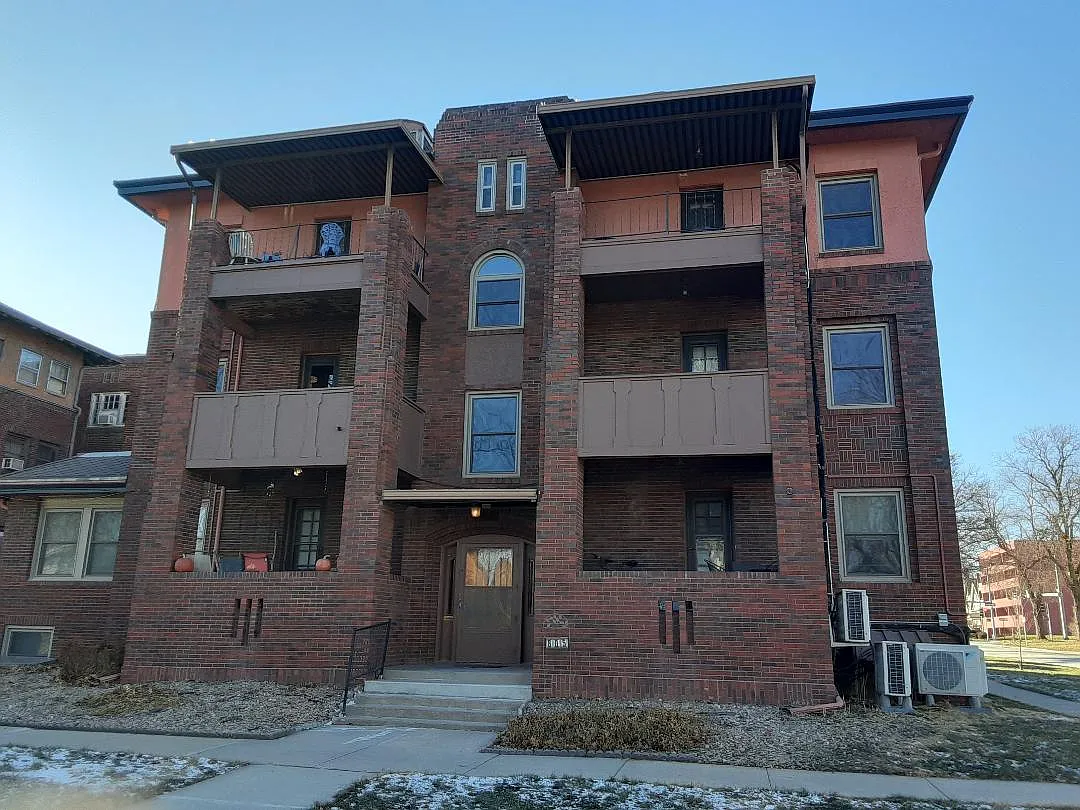 1 bed, 1000 sqft, $950 — Photo 1