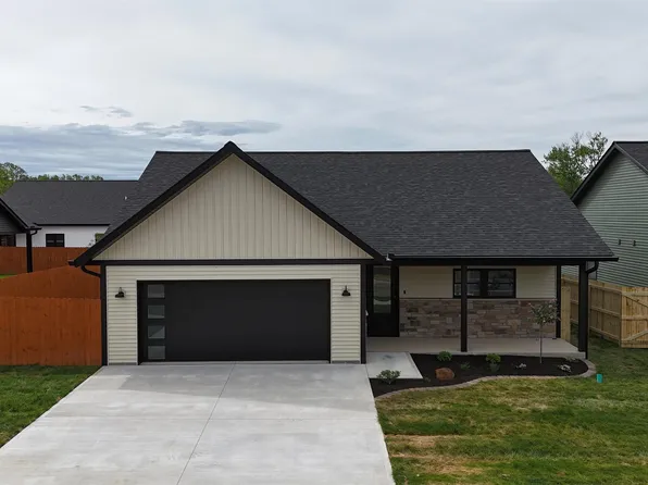 2106 Aruba Dr, Bedford, IN 47421
