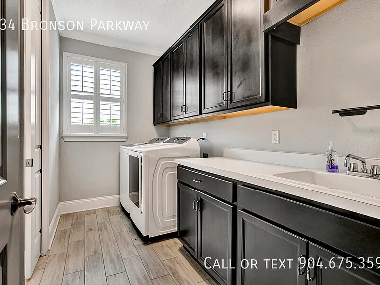 434 Bronson Pkwy — Photo 17