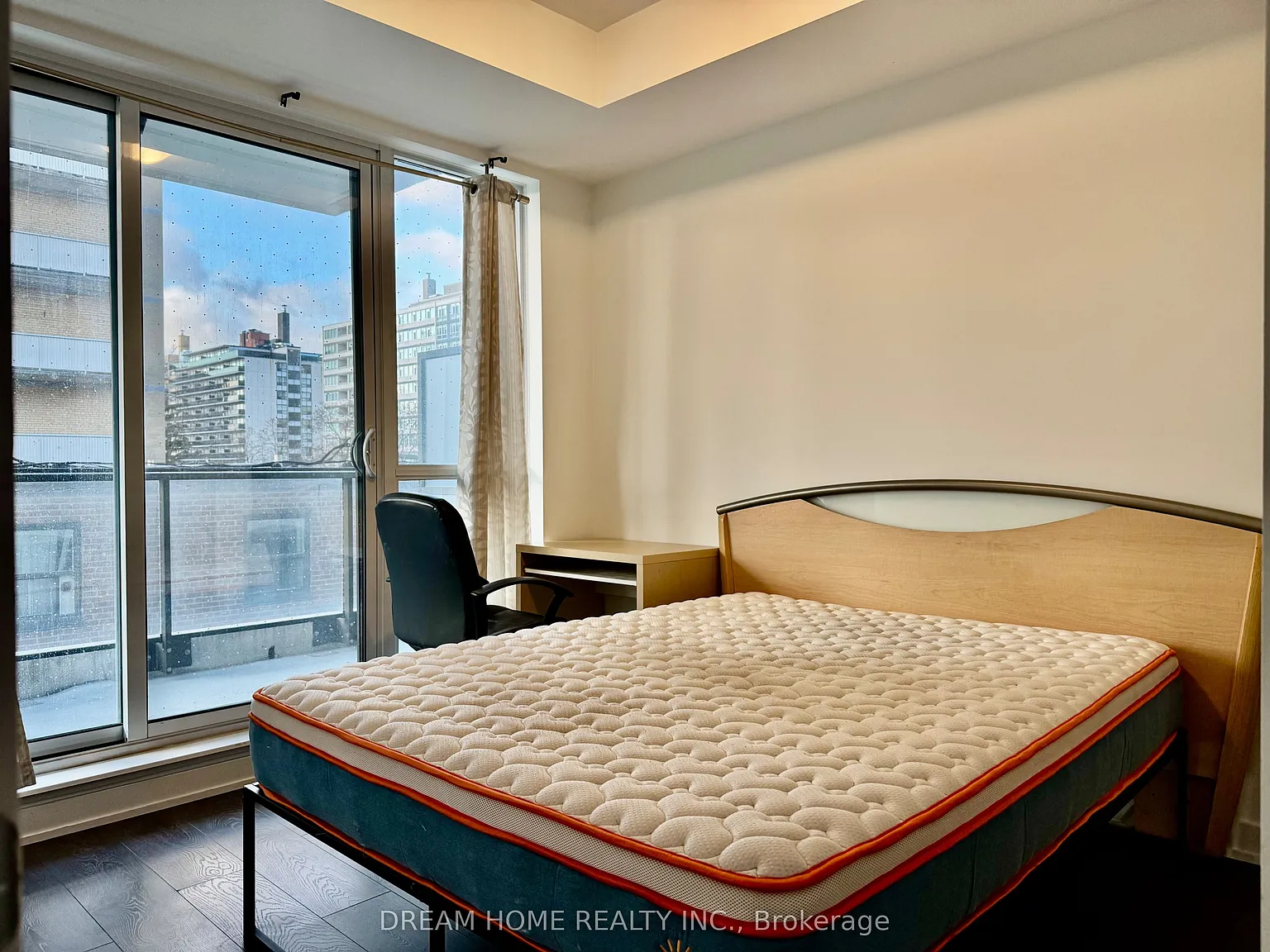 1 bed, $1,800 — Photo 2