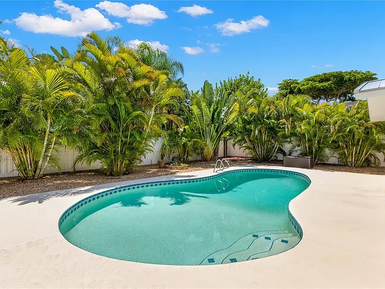 297 Monte Cristo Blvd — Photo 37