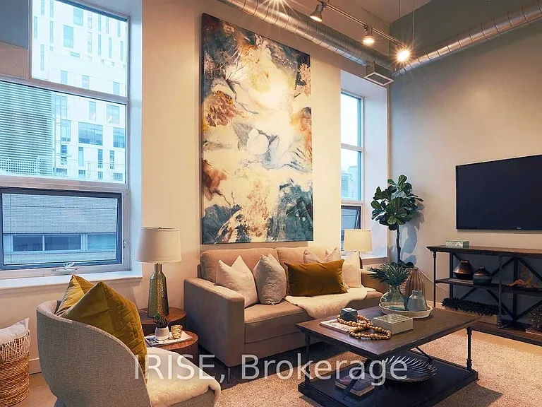 135 Dalhousie St W #408 — Photo 11