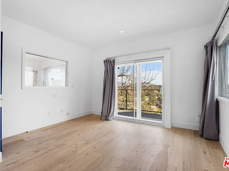 2226 Ronda Vista Dr — Photo 30