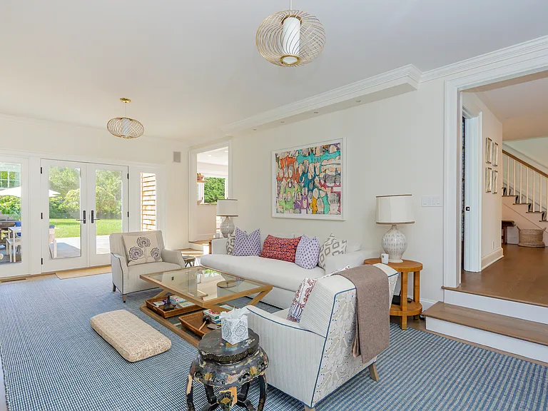 84 Anns Ln — Photo 4