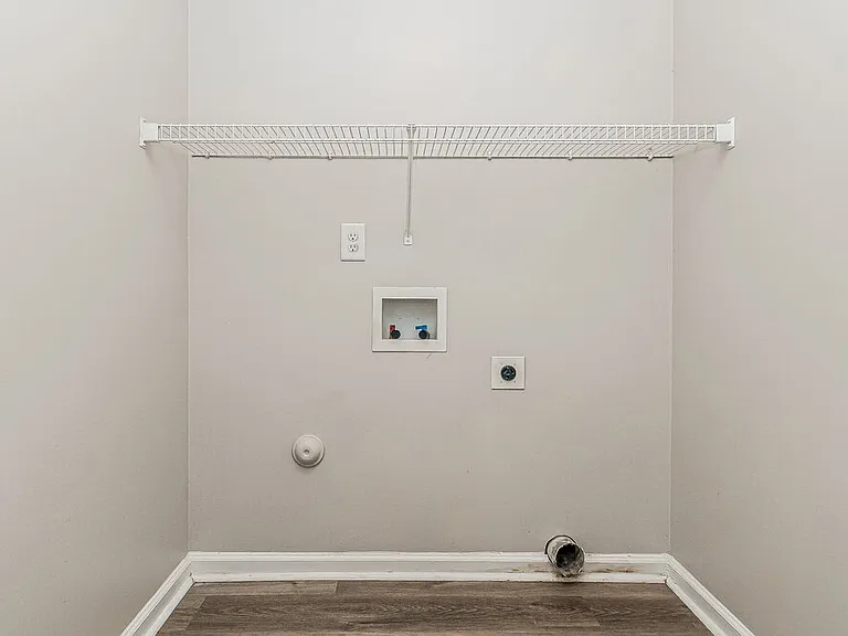 401 Three Meadows Rd — Photo 15