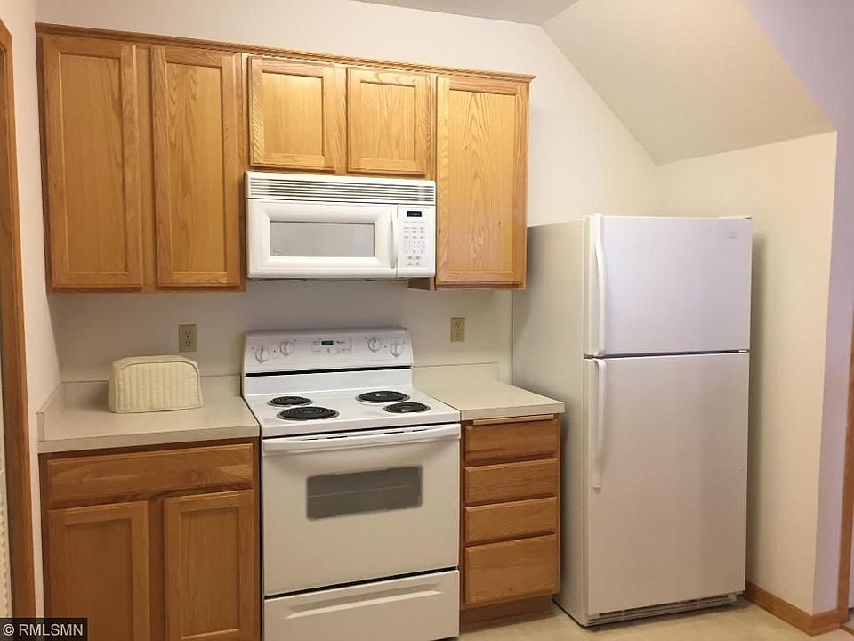 2nd image of 1945 Bluestem Ln