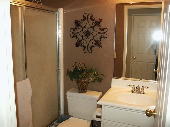 Downstairs Bath with Shower