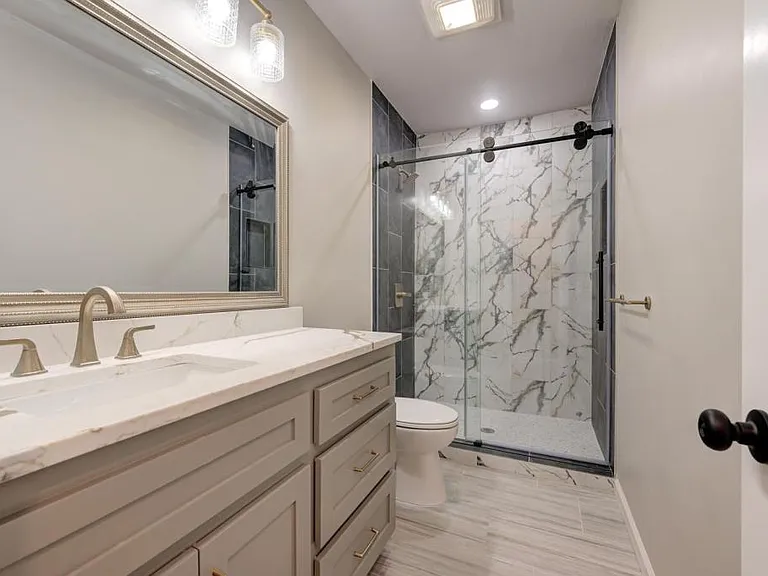 222 S University Blvd #5 — Photo 19