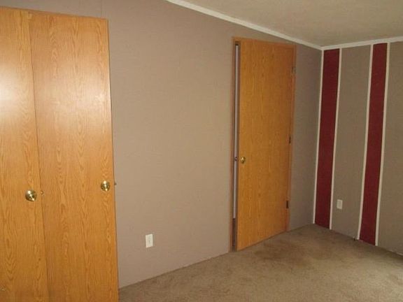 4th image of 672 N New Dexter St