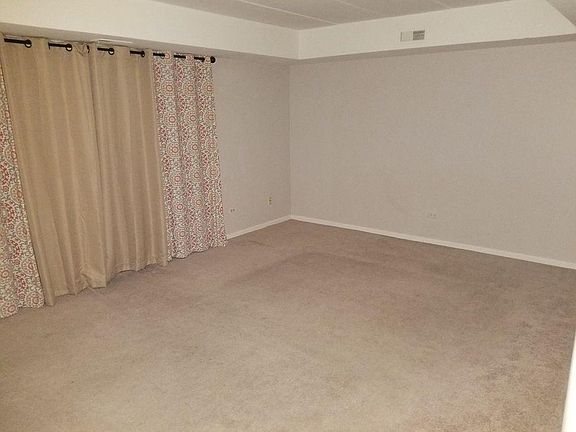 3rd image of 10430 S Keating Ave APT B3