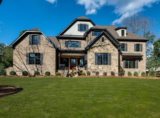 6007 Lakeview Dr, Charlotte, NC 28270