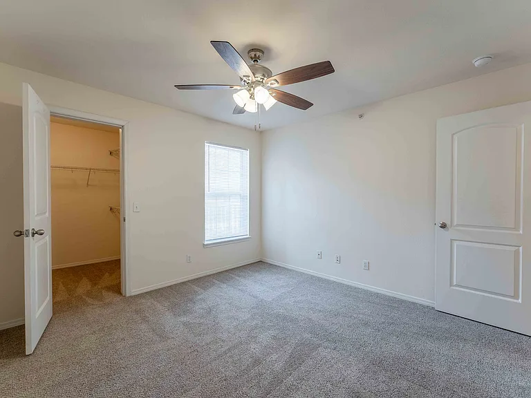 Battlefield Park Apartments — Photo 119