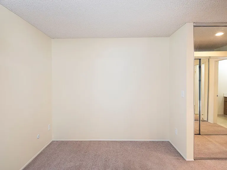 4841 Parks Ave #13 — Photo 8