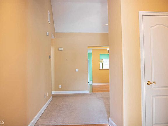 4th image of 8751 Spivey Village Trl