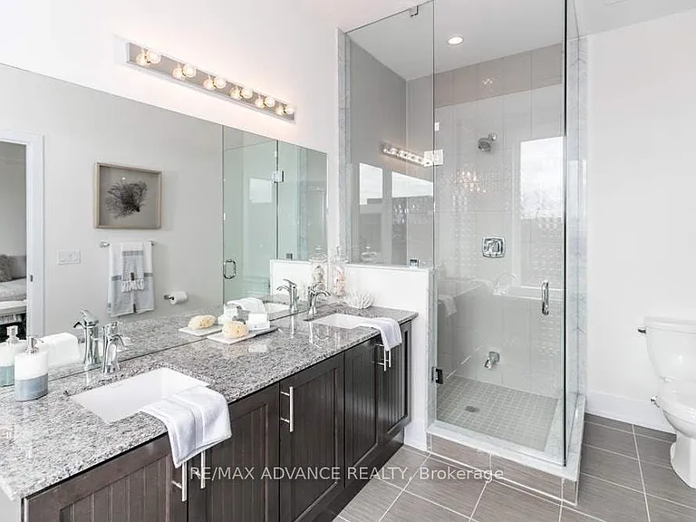 12 Cambray Rd — Photo 30