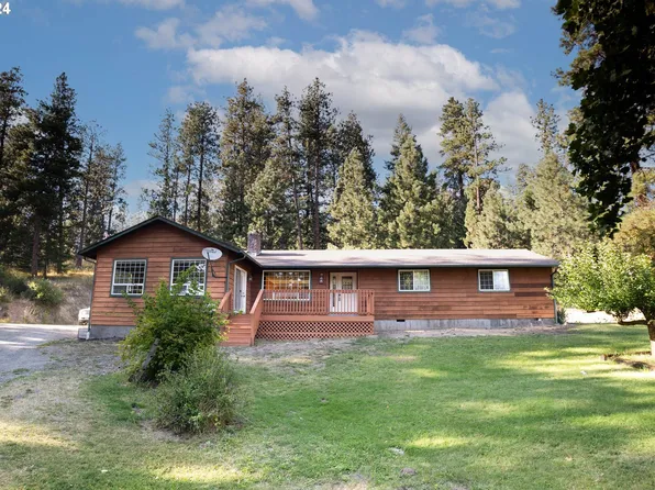 70341 Haefer Ln, Cove, OR 97824