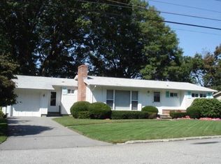 107 Cushing Rd, Warwick, RI 02888