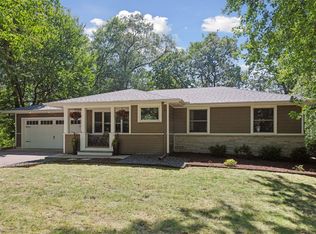 13105 Fairfield Rd W, Hopkins, MN 55305