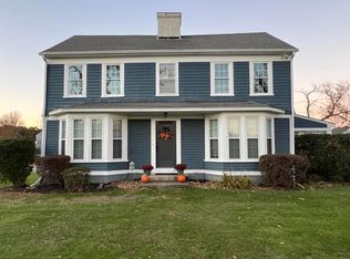 217 Barton Ave #2, Swansea, MA 02777