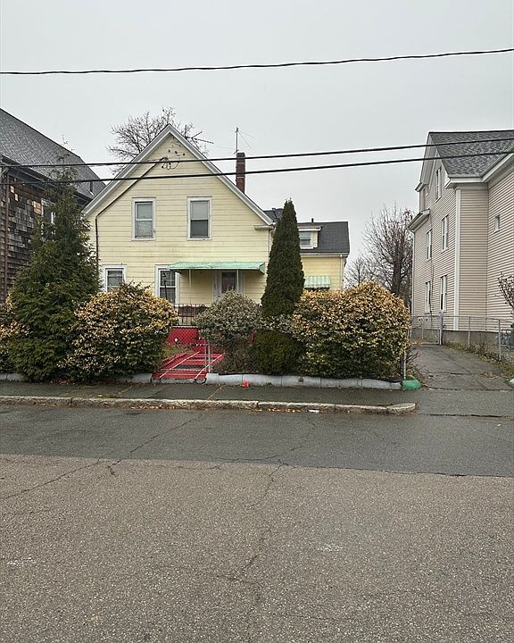 2nd image of 65 Tremont St