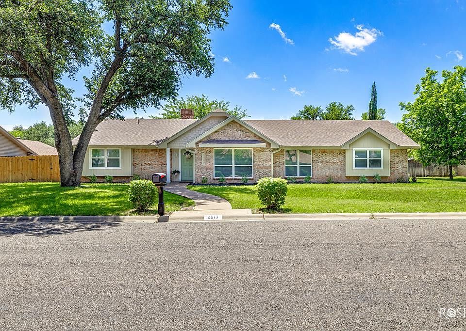 1st image of 2913 Alta Vista Ln