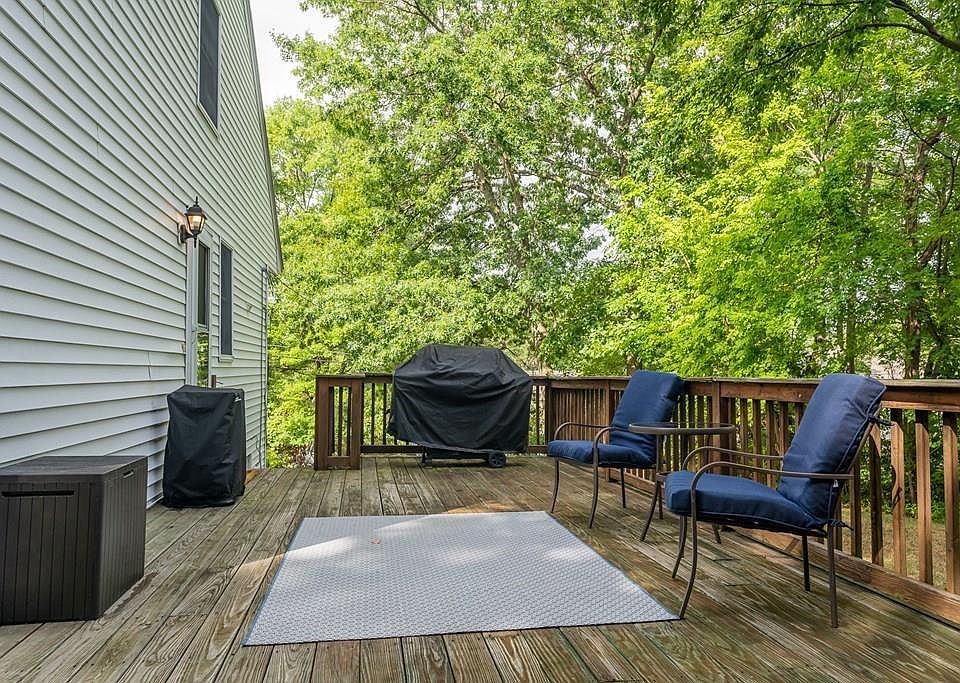 38 Donald Ave, East Longmeadow, MA 01028 Zillow