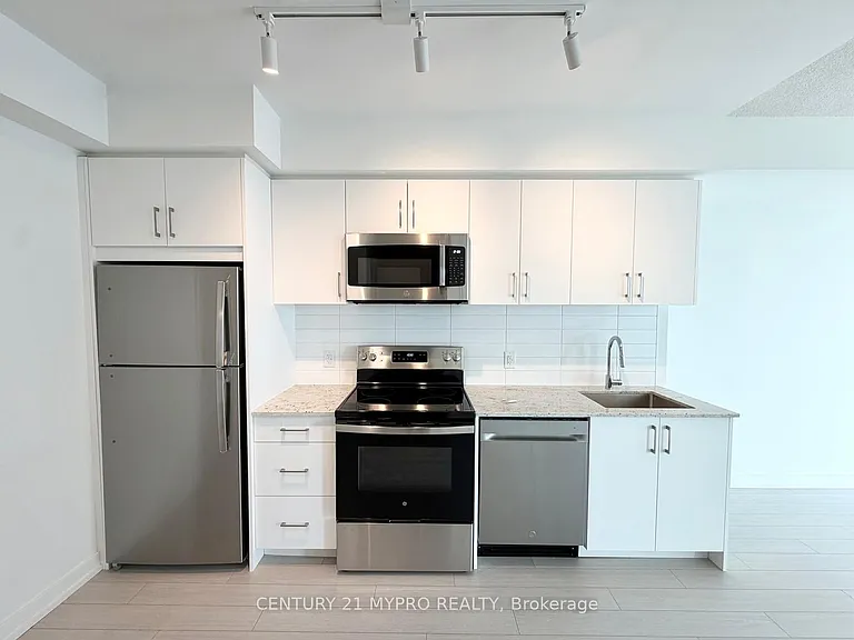 4010 Eglinton Ave W #1307 — Photo 2