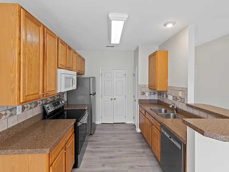 1713 Kudrow Ln #1 — Photo 18