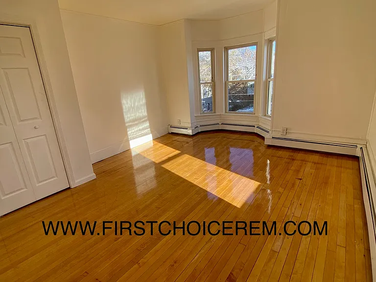 51 Pierce St #4 — Photo 5