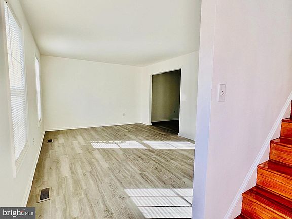 2nd image of 6129 Franconia Station Ln