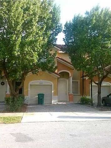 2nd image of 16576 SW 85th Ln #16576