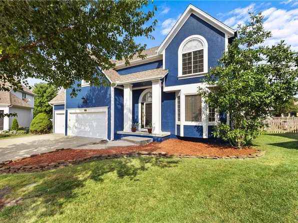 5920 NE Coral Cir, Lees Summit, MO 64064